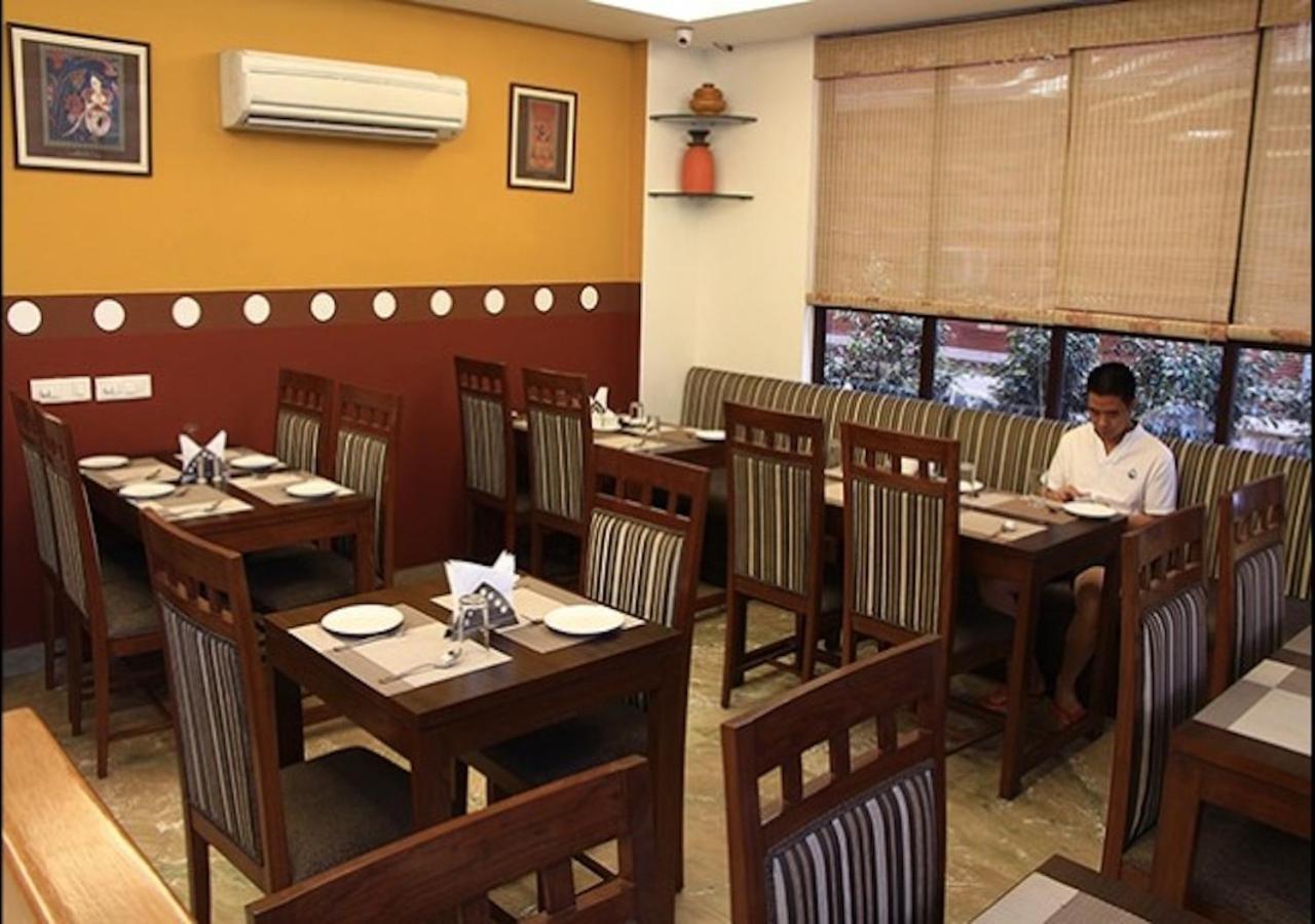 The Picasso Residency - Naraina New Delhi Hotel Ngoại thất bức ảnh