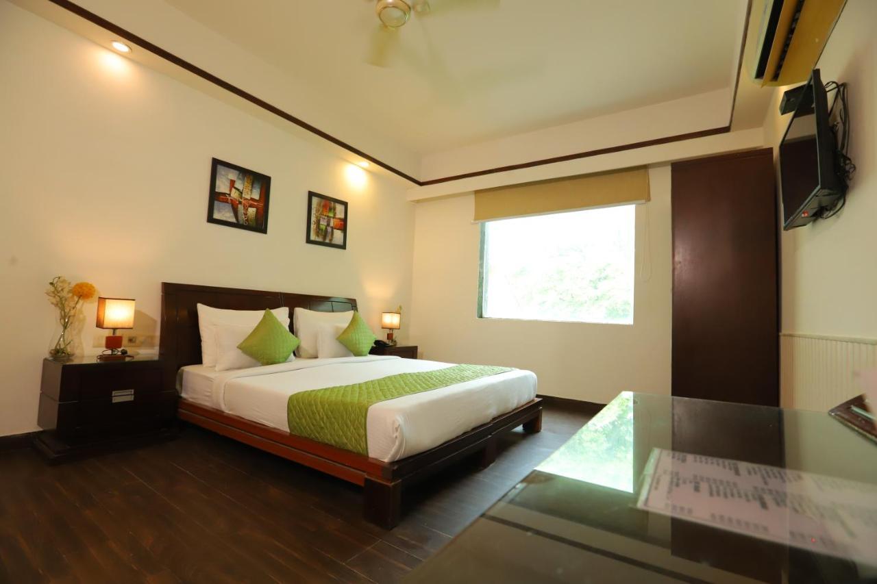 The Picasso Residency - Naraina New Delhi Hotel Ngoại thất bức ảnh